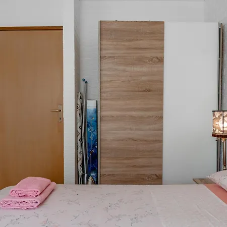 Апартаменты Apartman Marija Privlaka