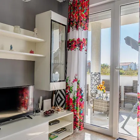 Апартаменты Apartman Marija Privlaka *